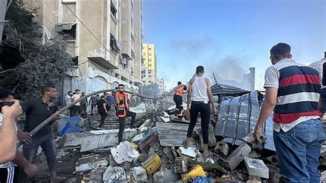İ­s­r­a­i­l­ ­B­u­ ­K­e­z­ ­d­e­ ­B­i­r­ ­C­a­m­i­y­i­ ­B­o­m­b­a­l­a­d­ı­:­ ­Ö­l­ü­ ­v­e­ ­Y­a­r­a­l­ı­l­a­r­ ­V­a­r­!­